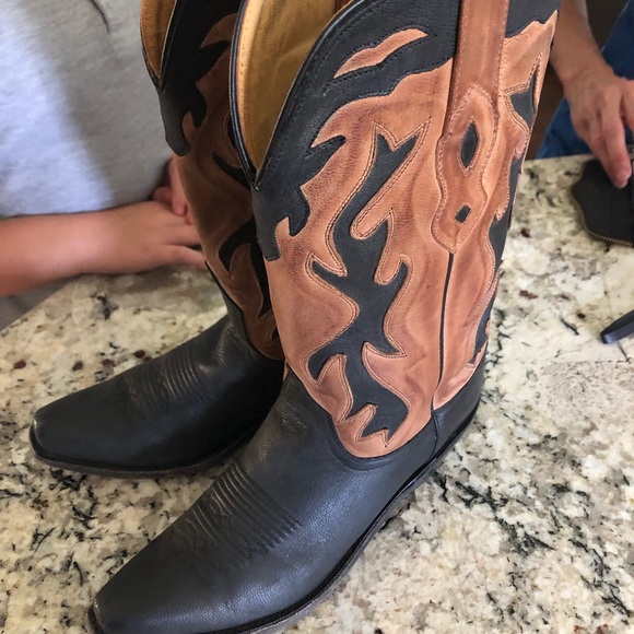 Old West Boots - Picture 3 of 3